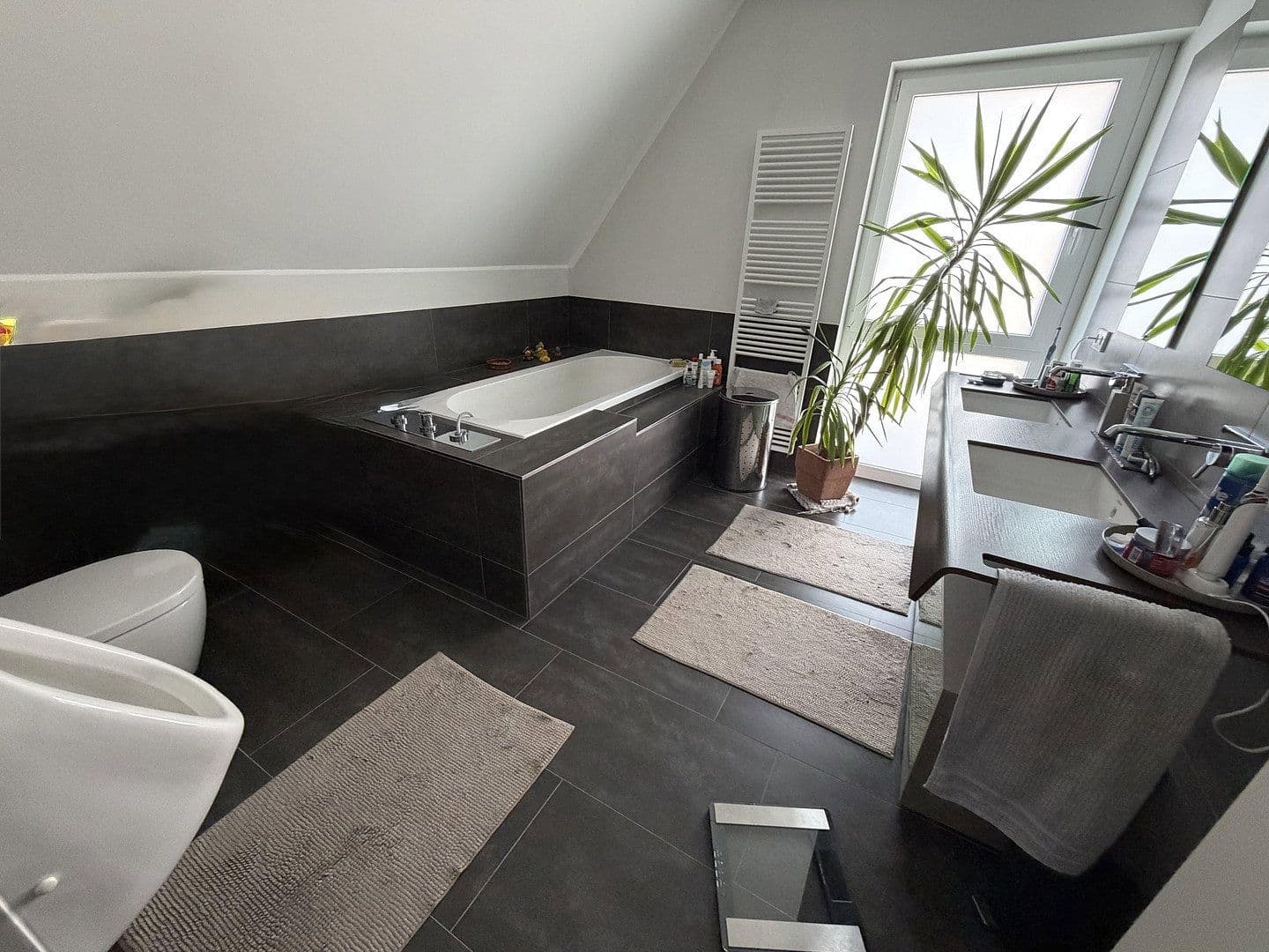 Prodej domu 173 m², pozemek 766 m², Wunstorf, Dolní Sasko Prodej domu 173 m², pozemek 766 m², Wunstorf, Dolní Sasko