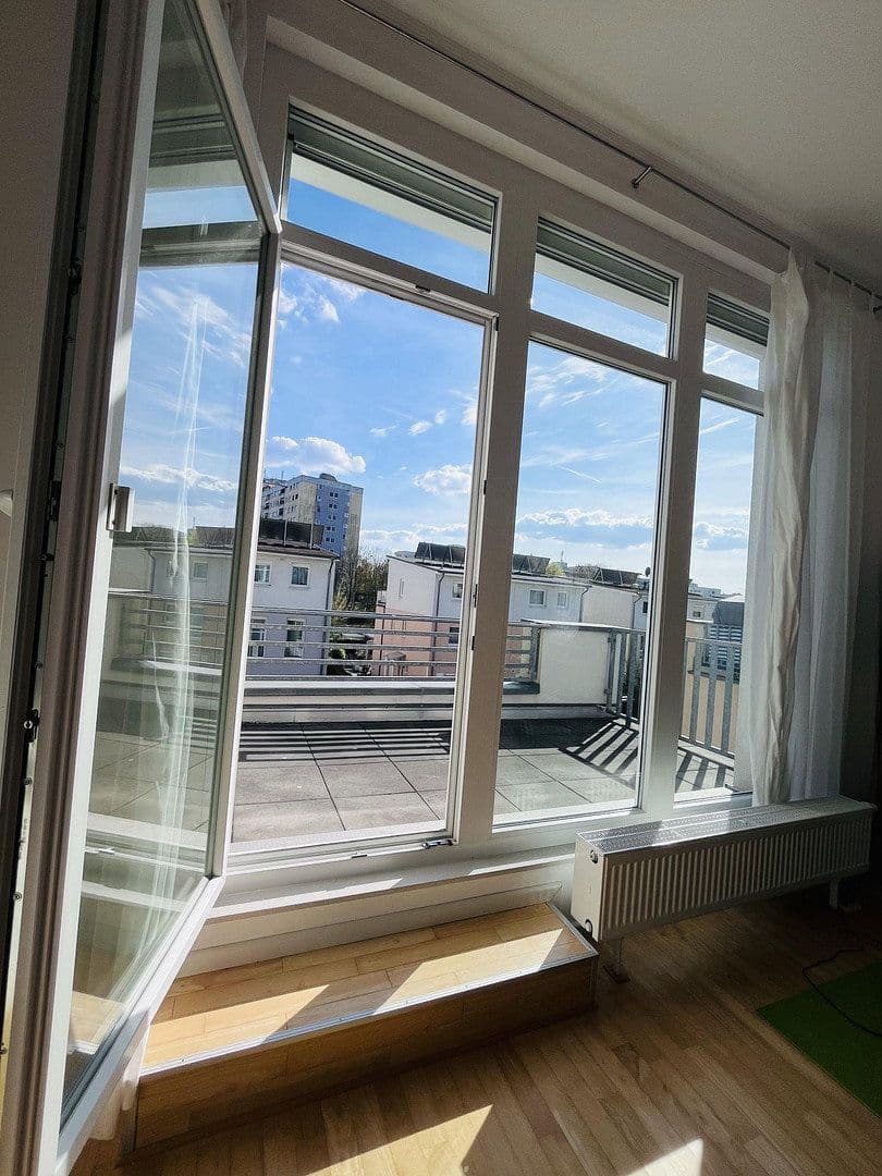 Prodej domu 146 m², pozemek 270 m², Berlin, Berlín Prodej domu 146 m², pozemek 270 m², Berlin, Berlín