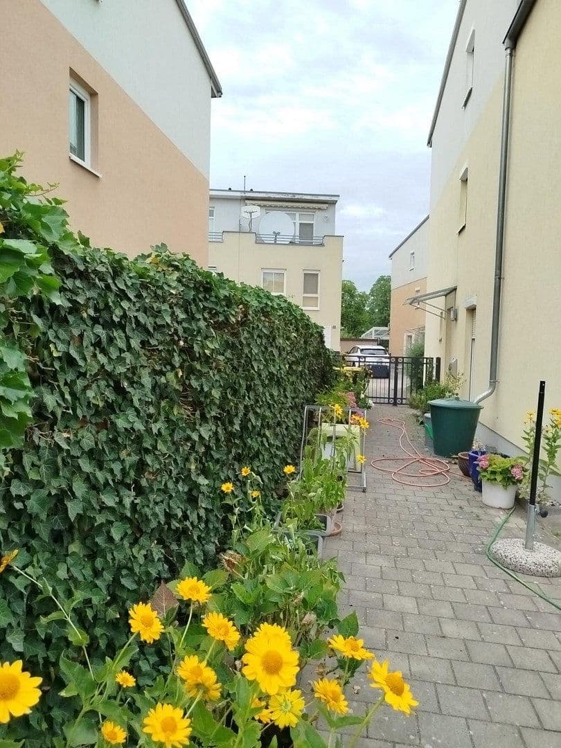 Prodej domu 146 m², pozemek 270 m², Berlin, Berlín Prodej domu 146 m², pozemek 270 m², Berlin, Berlín