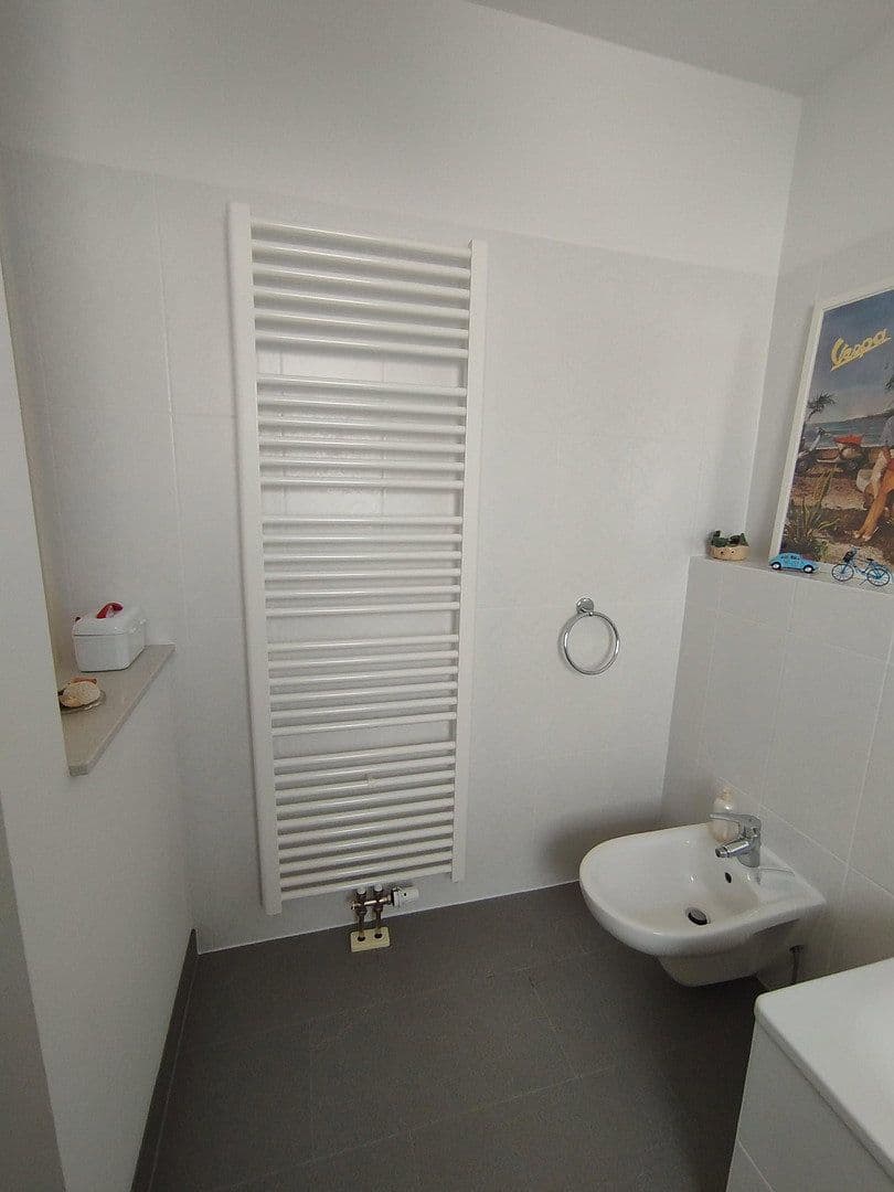 Prodej domu 146 m², pozemek 270 m², Berlin, Berlín Prodej domu 146 m², pozemek 270 m², Berlin, Berlín
