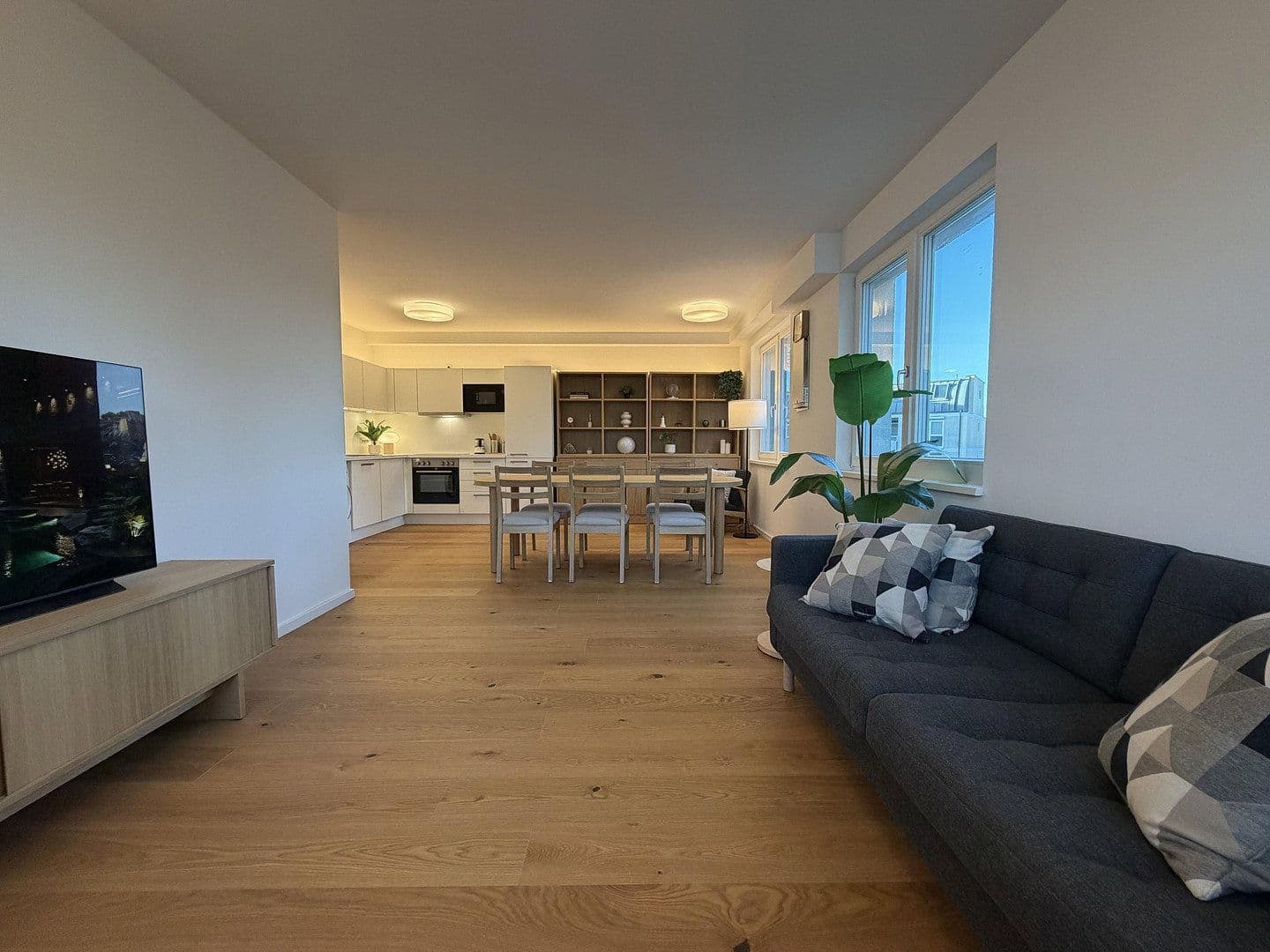 Pronájem bytu 3+1 72 m², Pasewalker str. 96, Berlin, Berlín Pronájem bytu 3+1 72 m², Pasewalker str. 96, Berlin, Berlín