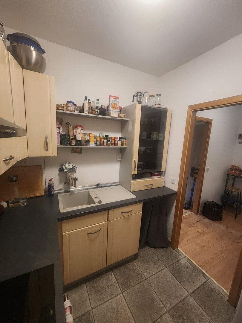 Pronájem bytu 14 m², Brodaer Straße 7, Neubrandenburg, Mecklenburg-Vorpommern Pronájem bytu 14 m², Brodaer Straße 7, Neubrandenburg, Mecklenburg-Vorpommern