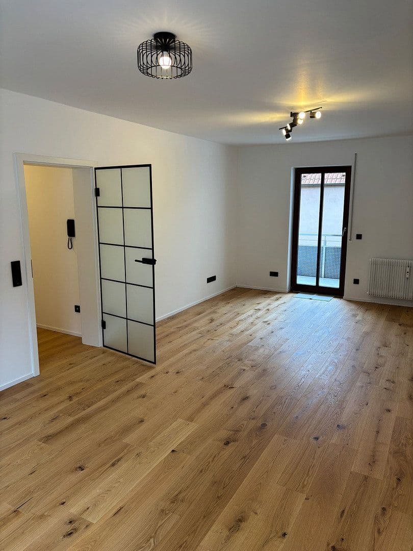 Prodej bytu 2+1 60 m², Brunnengasse 3, Gerolzhofen, Bavorsko Prodej bytu 2+1 60 m², Brunnengasse 3, Gerolzhofen, Bavorsko