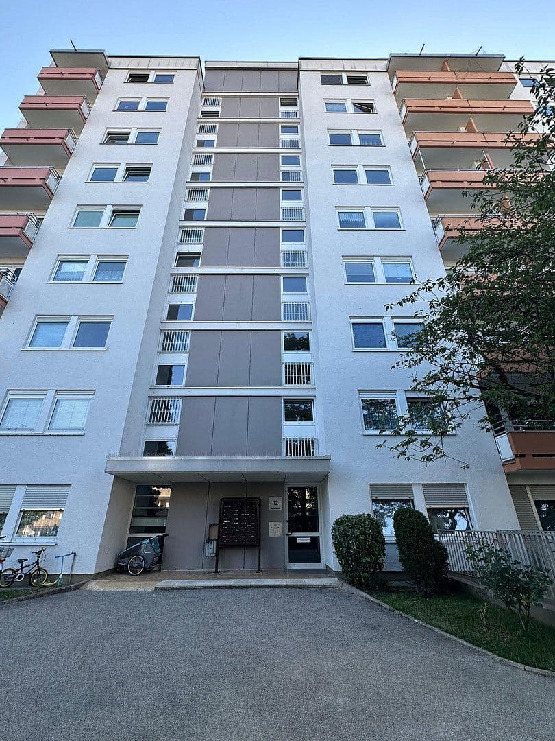 Prodej bytu 2+kk 71 m², Maximilianstraße 12, Germering, Bavorsko Prodej bytu 2+kk 71 m², Maximilianstraße 12, Germering, Bavorsko