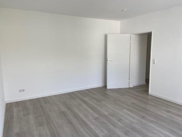 Pronájem bytu 2+1 49 m², Frankfurt am Main, Hessen Pronájem bytu 2+1 49 m², Frankfurt am Main, Hessen