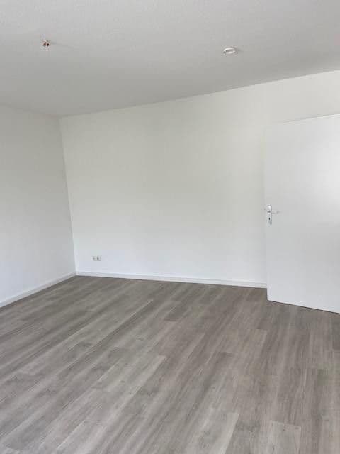 Pronájem bytu 2+1 49 m², Frankfurt am Main, Hessen Pronájem bytu 2+1 49 m², Frankfurt am Main, Hessen