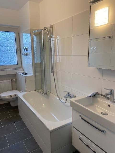 Pronájem bytu 2+1 49 m², Frankfurt am Main, Hessen Pronájem bytu 2+1 49 m², Frankfurt am Main, Hessen