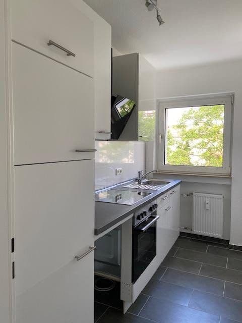 Pronájem bytu 2+1 49 m², Frankfurt am Main, Hessen Pronájem bytu 2+1 49 m², Frankfurt am Main, Hessen