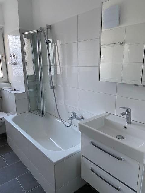 Pronájem bytu 2+1 49 m², Frankfurt am Main, Hessen Pronájem bytu 2+1 49 m², Frankfurt am Main, Hessen