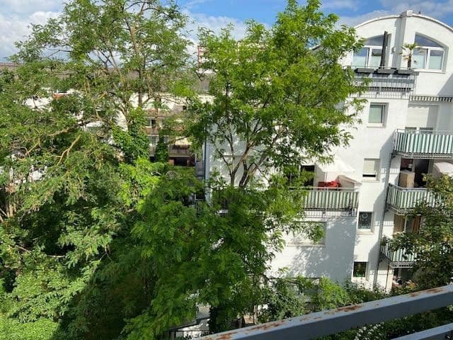 Pronájem bytu 2+1 49 m², Frankfurt am Main, Hessen Pronájem bytu 2+1 49 m², Frankfurt am Main, Hessen