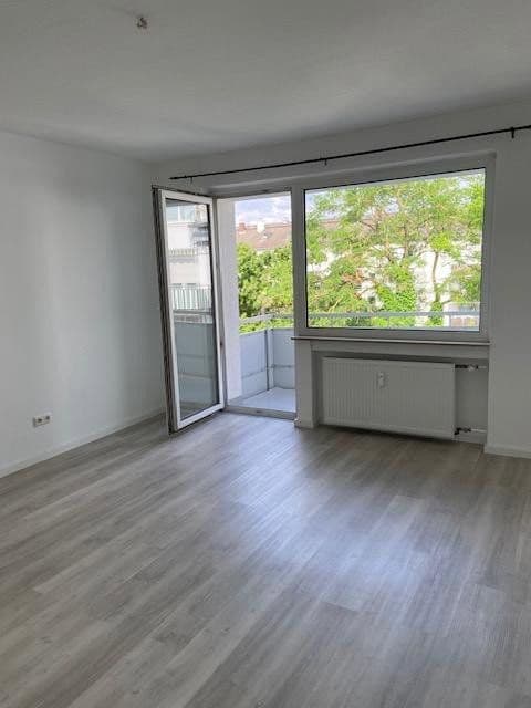 Pronájem bytu 2+1 49 m², Frankfurt am Main, Hessen Pronájem bytu 2+1 49 m², Frankfurt am Main, Hessen