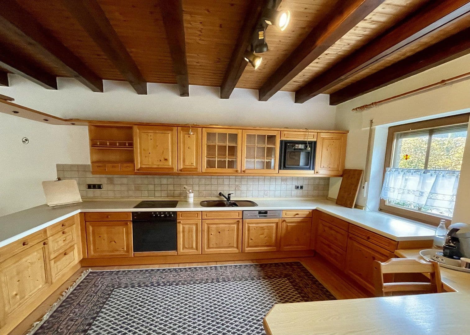 Prodej domu 240 m², pozemek 911 m², Roetgen, Severní Porýní-Vestfálsko Prodej domu 240 m², pozemek 911 m², Roetgen, Severní Porýní-Vestfálsko