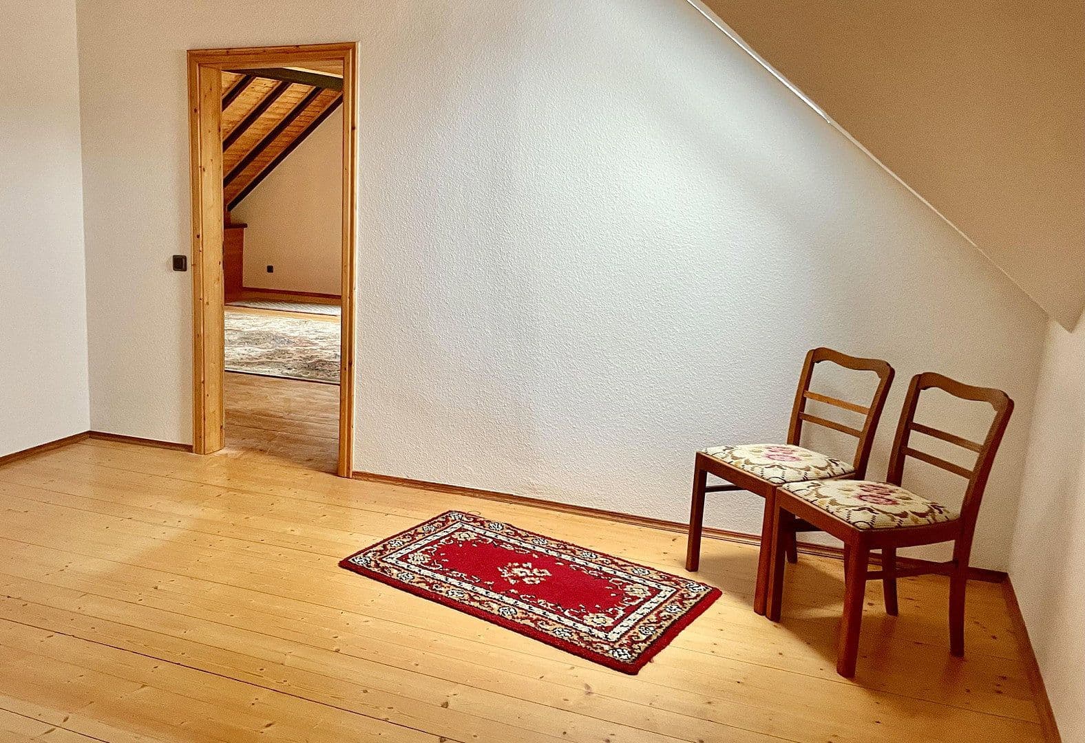 Prodej domu 240 m², pozemek 911 m², Roetgen, Severní Porýní-Vestfálsko Prodej domu 240 m², pozemek 911 m², Roetgen, Severní Porýní-Vestfálsko