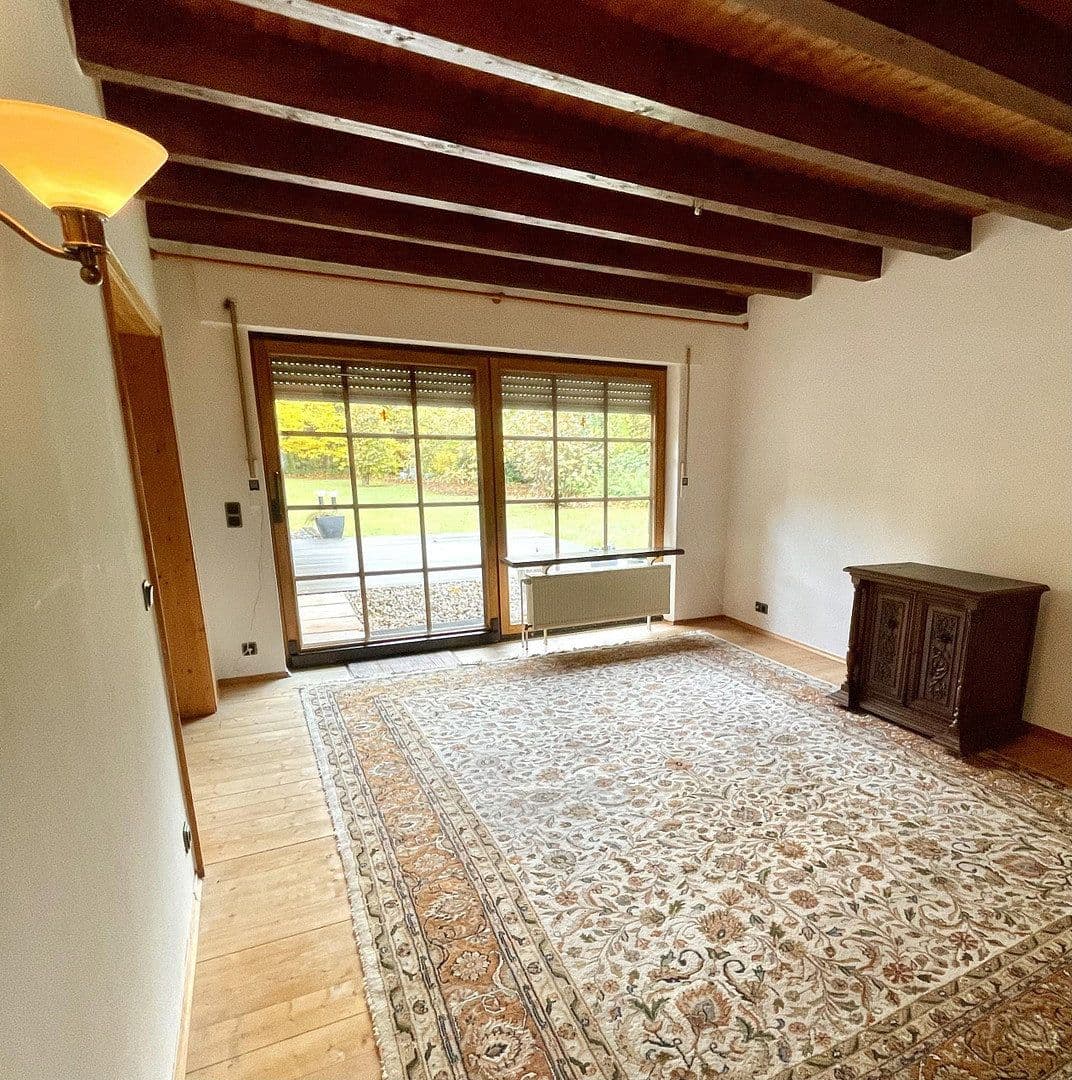 Prodej domu 240 m², pozemek 911 m², Roetgen, Severní Porýní-Vestfálsko Prodej domu 240 m², pozemek 911 m², Roetgen, Severní Porýní-Vestfálsko