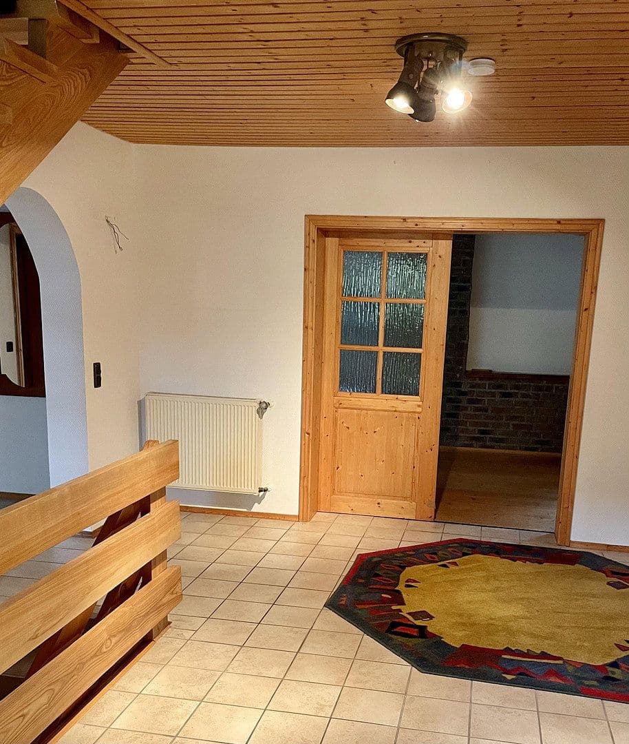 Prodej domu 240 m², pozemek 911 m², Roetgen, Severní Porýní-Vestfálsko Prodej domu 240 m², pozemek 911 m², Roetgen, Severní Porýní-Vestfálsko