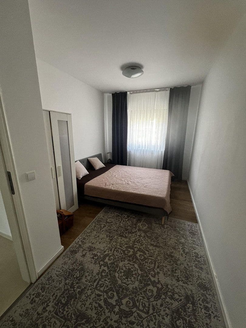 Prodej domu 275 m², pozemek 820 m², Schwalbacherstr 14, Idstein, Hessen Prodej domu 275 m², pozemek 820 m², Schwalbacherstr 14, Idstein, Hessen