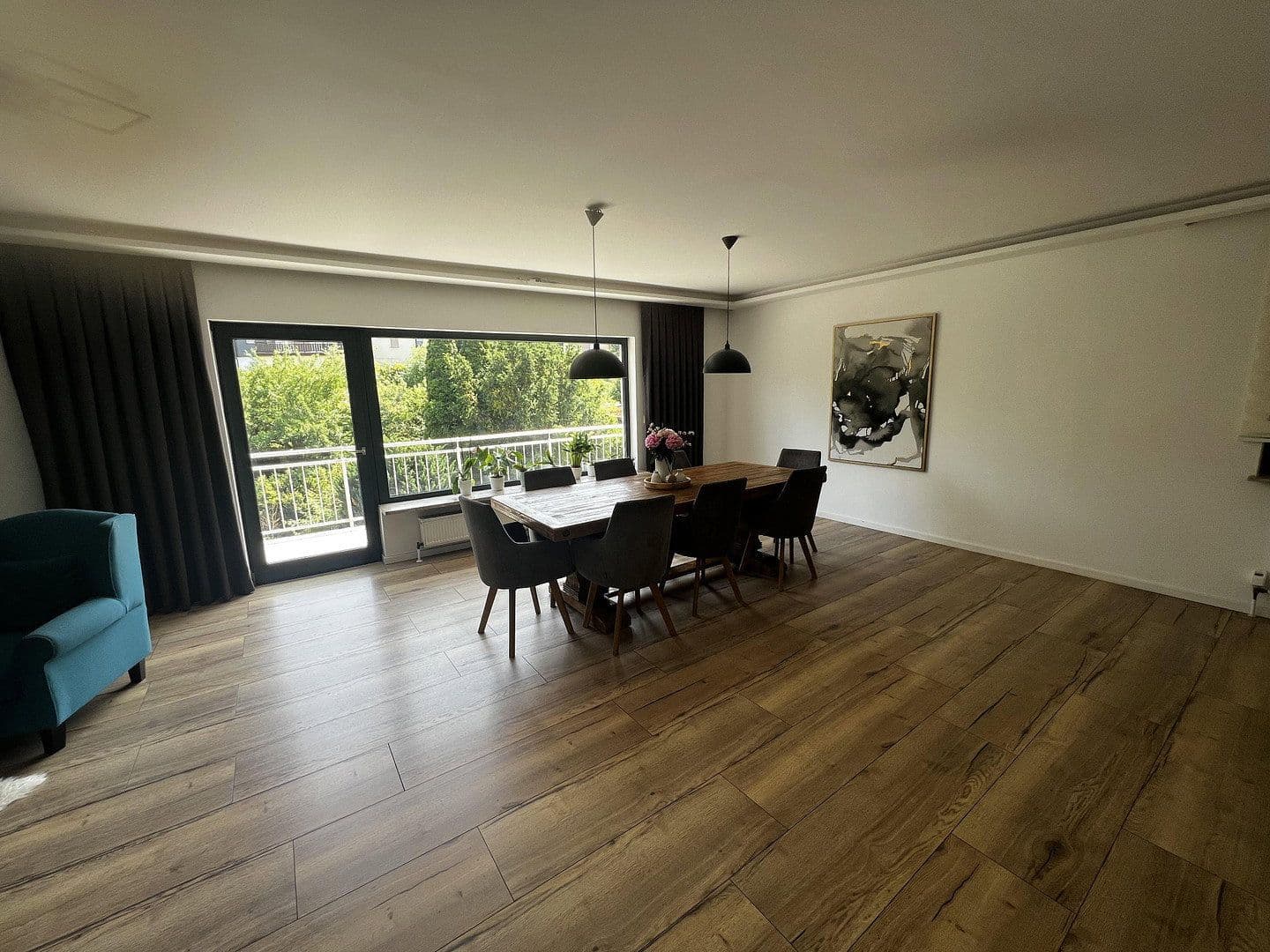 Prodej domu 275 m², pozemek 820 m², Schwalbacherstr 14, Idstein, Hessen Prodej domu 275 m², pozemek 820 m², Schwalbacherstr 14, Idstein, Hessen