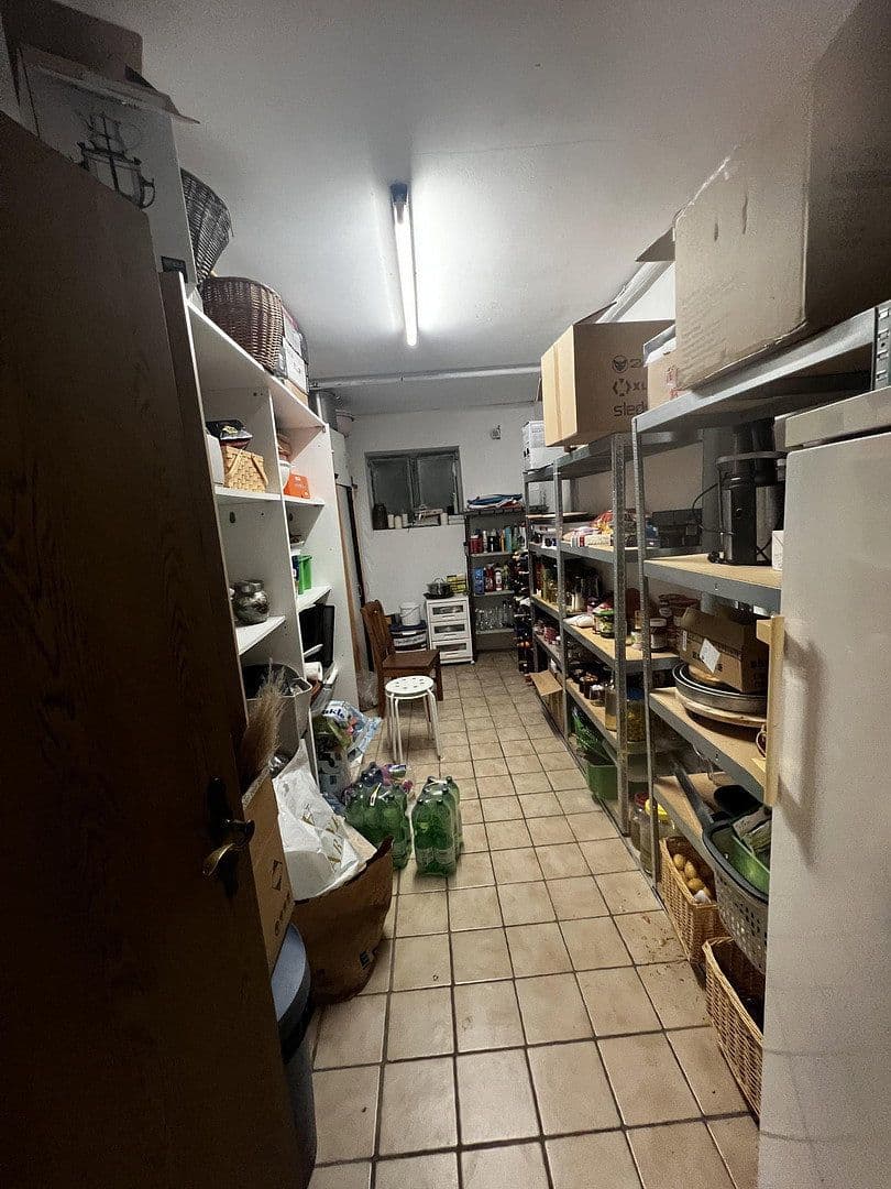 Prodej domu 275 m², pozemek 820 m², Schwalbacherstr 14, Idstein, Hessen Prodej domu 275 m², pozemek 820 m², Schwalbacherstr 14, Idstein, Hessen