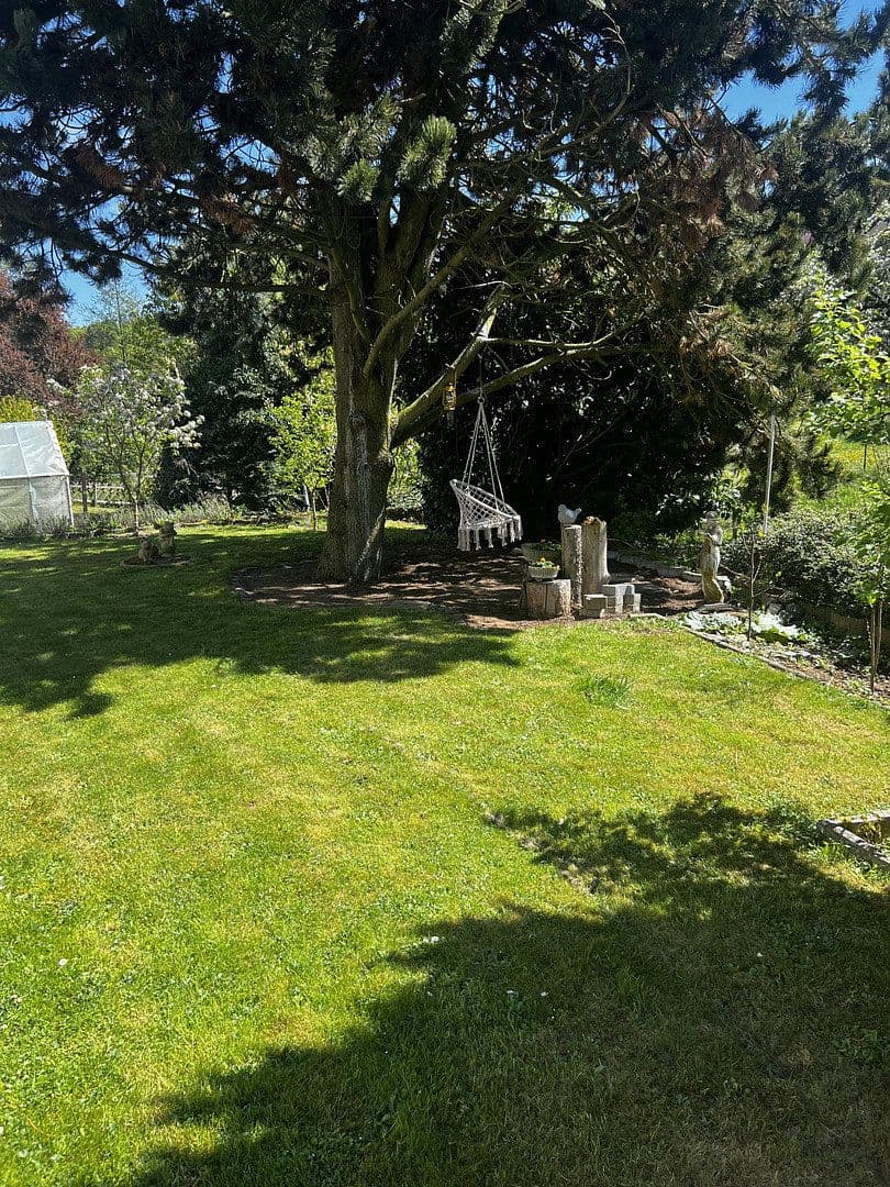 Prodej domu 275 m², pozemek 820 m², Schwalbacherstr 14, Idstein, Hessen Prodej domu 275 m², pozemek 820 m², Schwalbacherstr 14, Idstein, Hessen