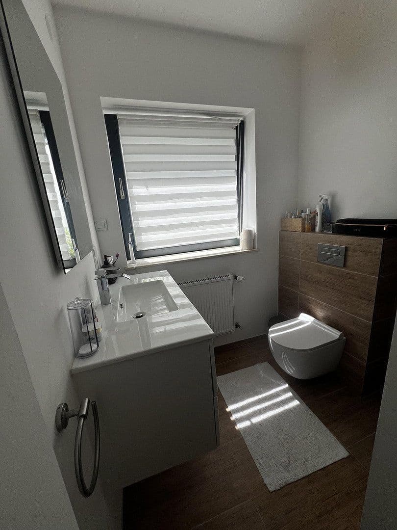 Prodej domu 275 m², pozemek 820 m², Schwalbacherstr 14, Idstein, Hessen Prodej domu 275 m², pozemek 820 m², Schwalbacherstr 14, Idstein, Hessen