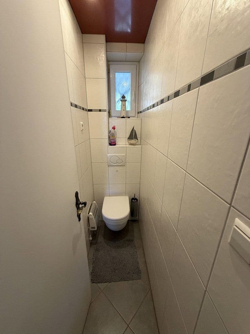 Prodej domu 140 m², pozemek 380 m², Göppingen, Bádensko-Württembersko Prodej domu 140 m², pozemek 380 m², Göppingen, Bádensko-Württembersko