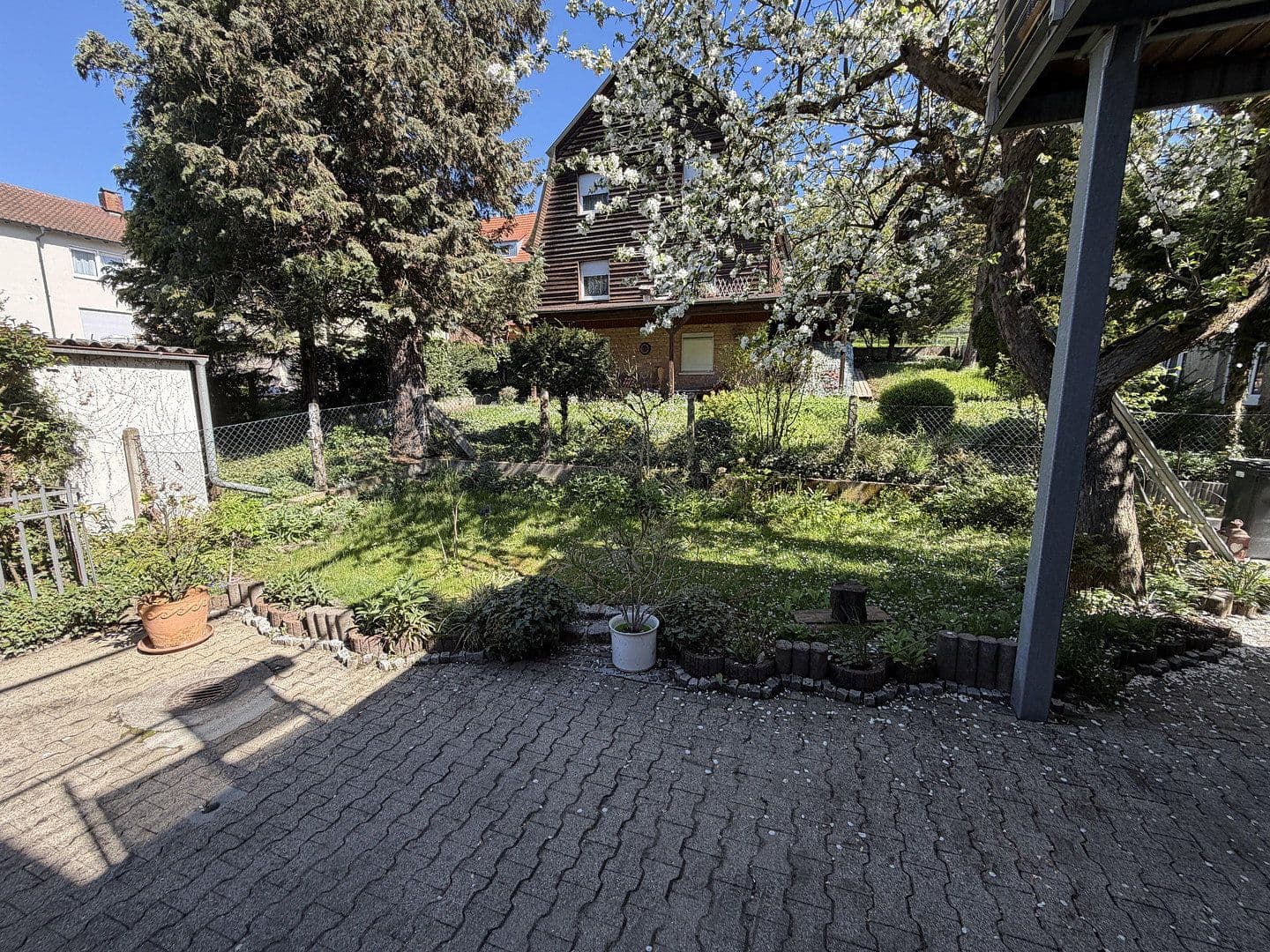 Prodej domu 140 m², pozemek 380 m², Göppingen, Bádensko-Württembersko Prodej domu 140 m², pozemek 380 m², Göppingen, Bádensko-Württembersko