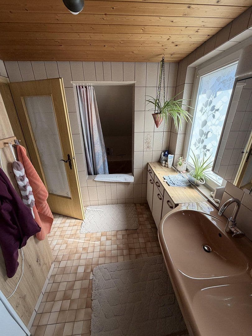 Prodej domu 140 m², pozemek 380 m², Göppingen, Bádensko-Württembersko Prodej domu 140 m², pozemek 380 m², Göppingen, Bádensko-Württembersko