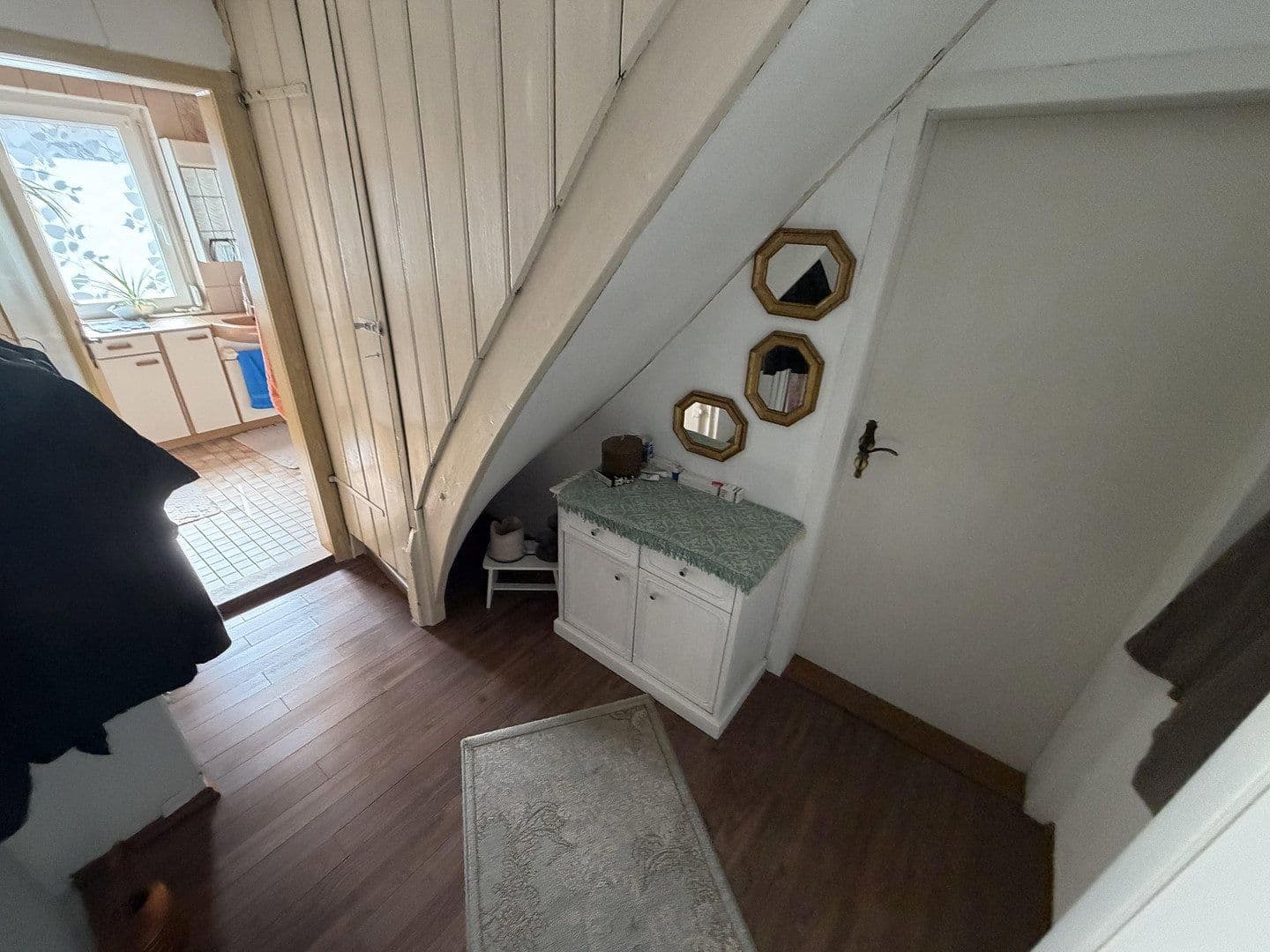 Prodej domu 140 m², pozemek 380 m², Göppingen, Bádensko-Württembersko Prodej domu 140 m², pozemek 380 m², Göppingen, Bádensko-Württembersko