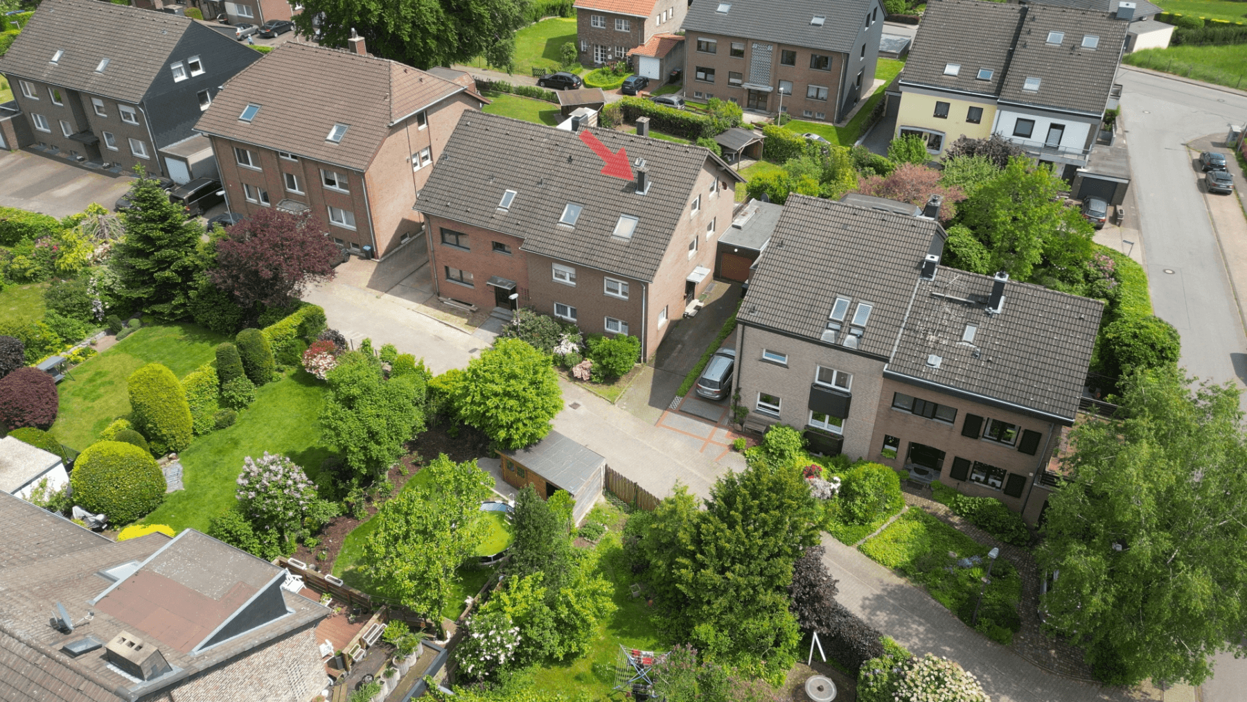 Prodej domu 235 m², pozemek 394 m², Cáchy, Severní Porýní-Vestfálsko Prodej domu 235 m², pozemek 394 m², Cáchy, Severní Porýní-Vestfálsko