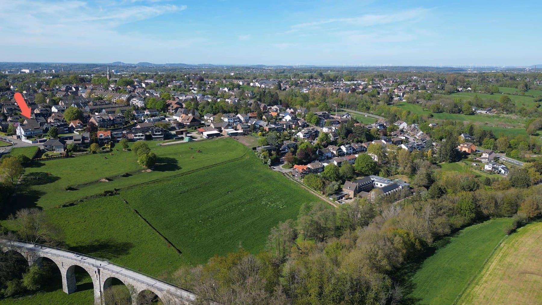 Prodej domu 235 m², pozemek 394 m², Cáchy, Severní Porýní-Vestfálsko Prodej domu 235 m², pozemek 394 m², Cáchy, Severní Porýní-Vestfálsko