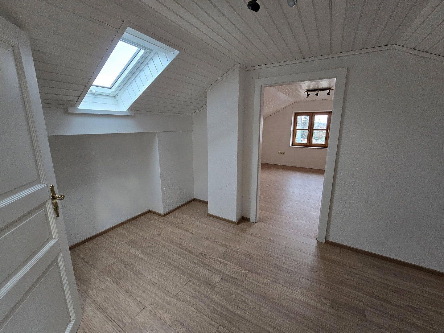Prodej domu 210 m², pozemek 714 m², Taufkirchen (Vils), Bavorsko Prodej domu 210 m², pozemek 714 m², Taufkirchen (Vils), Bavorsko