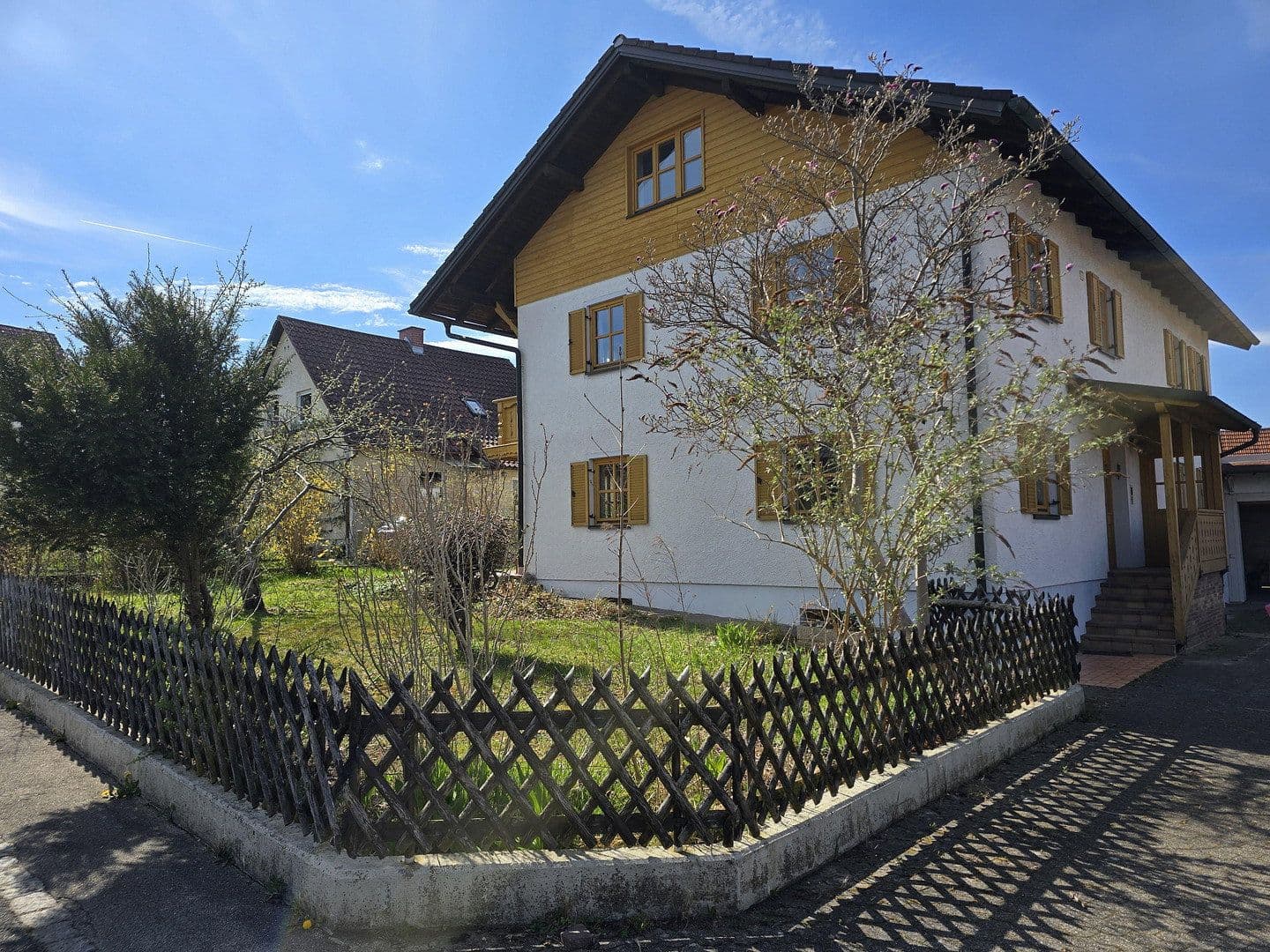 Prodej domu 210 m², pozemek 714 m², Taufkirchen (Vils), Bavorsko Prodej domu 210 m², pozemek 714 m², Taufkirchen (Vils), Bavorsko