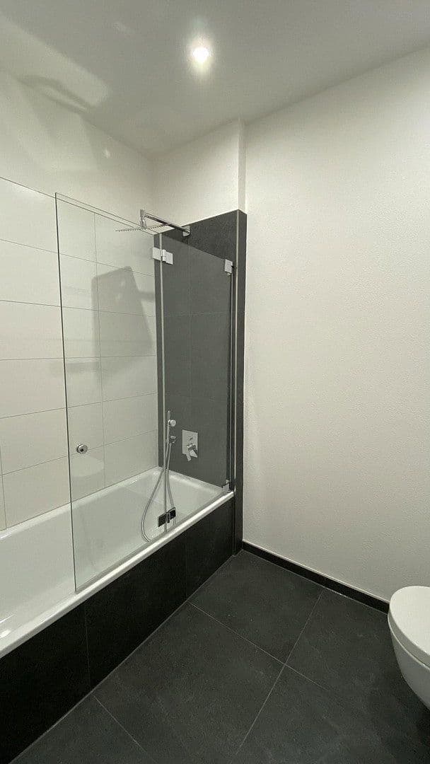 Pronájem bytu 3+1 75 m², Kirchstraße 3, Langenargen, Bádensko-Württembersko Pronájem bytu 3+1 75 m², Kirchstraße 3, Langenargen, Bádensko-Württembersko