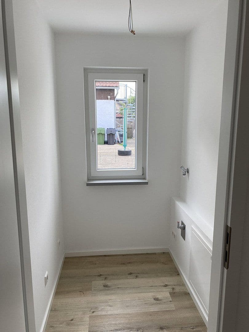 Pronájem bytu 3+1 71 m², Vogesenstr. 30, Kehl, Bádensko-Württembersko Pronájem bytu 3+1 71 m², Vogesenstr. 30, Kehl, Bádensko-Württembersko