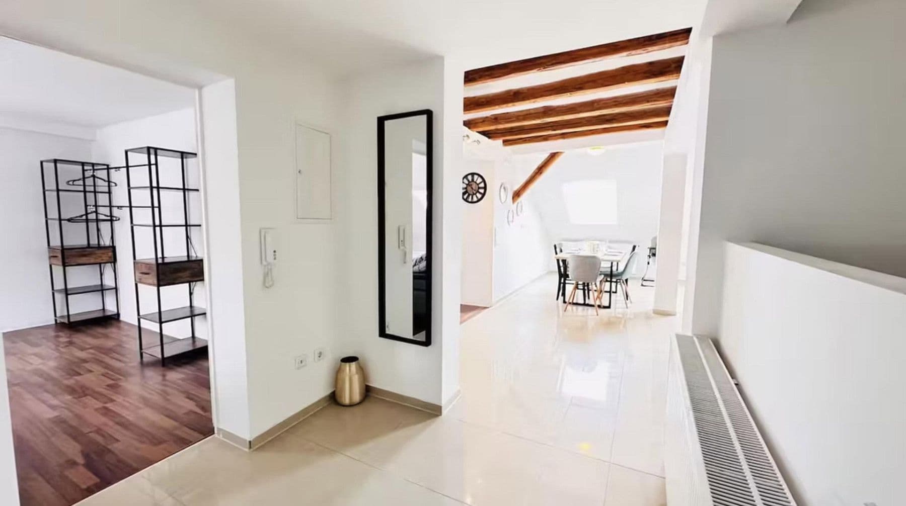 Pronájem bytu 3+kk 95 m², Blumenthalstraße 5, Pforzheim, Bádensko-Württembersko Pronájem bytu 3+kk 95 m², Blumenthalstraße 5, Pforzheim, Bádensko-Württembersko