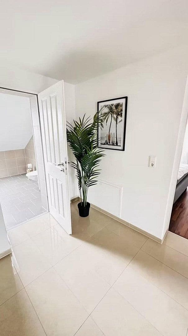 Pronájem bytu 3+kk 95 m², Blumenthalstraße 5, Pforzheim, Bádensko-Württembersko Pronájem bytu 3+kk 95 m², Blumenthalstraße 5, Pforzheim, Bádensko-Württembersko