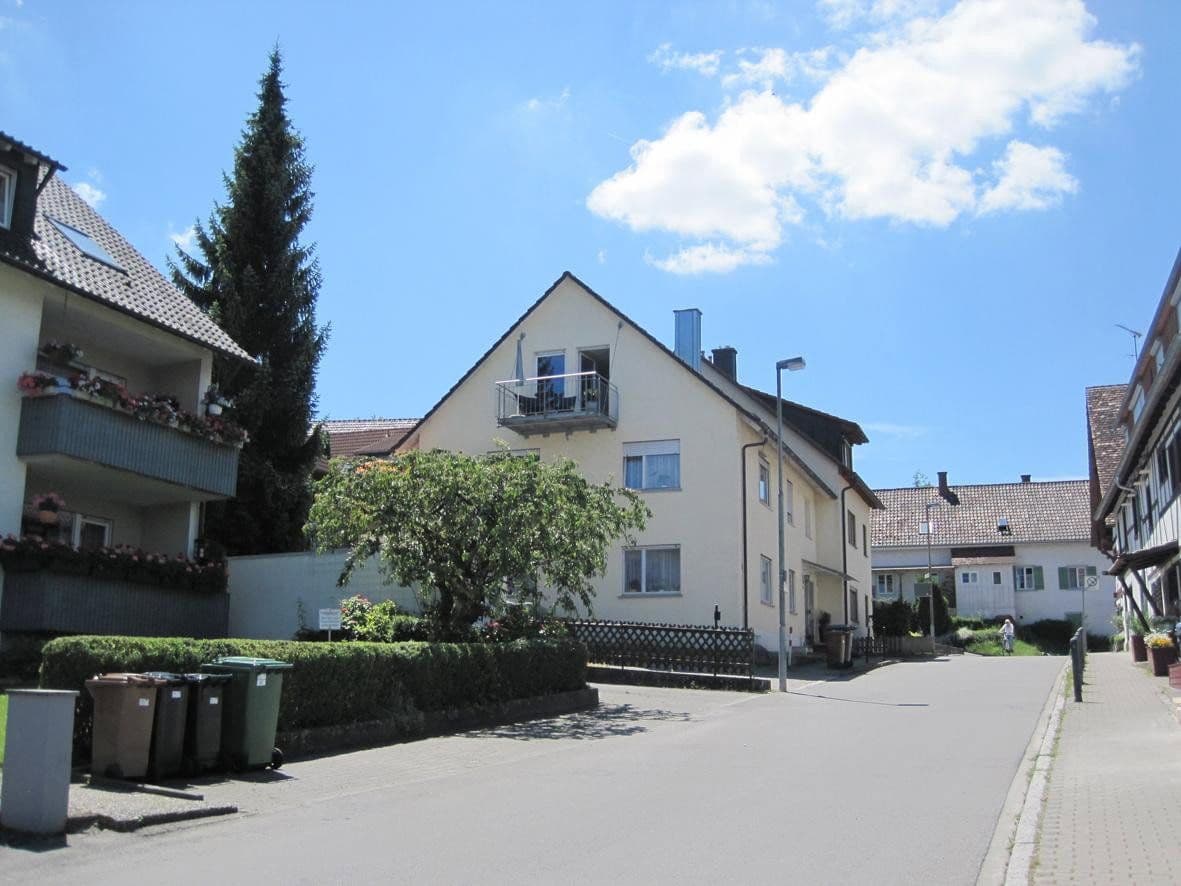 Pronájem bytu 3+1 60 m², Fließhornstraße 4a, Konstanz, Bádensko-Württembersko Pronájem bytu 3+1 60 m², Fließhornstraße 4a, Konstanz, Bádensko-Württembersko