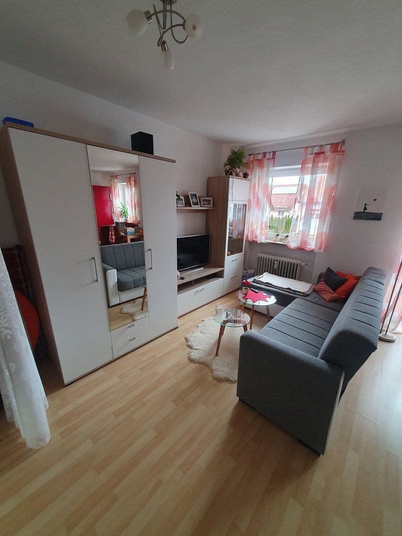 Pronájem bytu 1+1 38 m², Gröbenzellerstrasse 2, Puchheim Bhf., Bavorsko Pronájem bytu 1+1 38 m², Gröbenzellerstrasse 2, Puchheim Bhf., Bavorsko