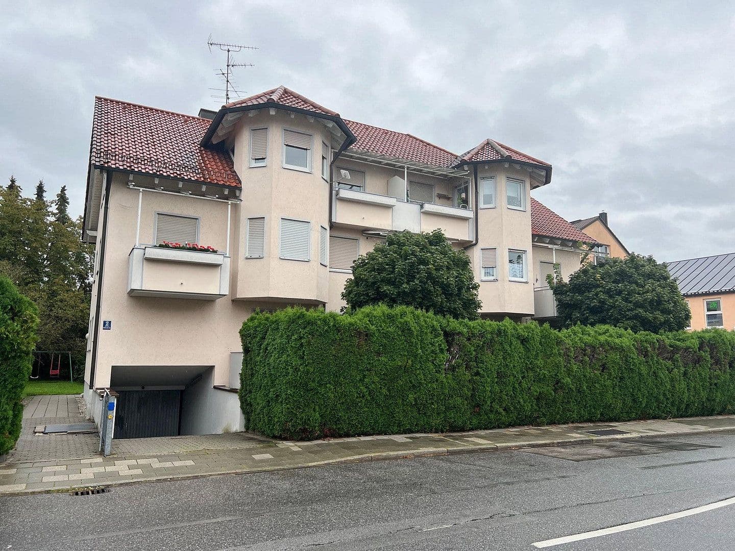 Pronájem bytu 1+1 38 m², Gröbenzellerstrasse 2, Puchheim Bhf., Bavorsko Pronájem bytu 1+1 38 m², Gröbenzellerstrasse 2, Puchheim Bhf., Bavorsko