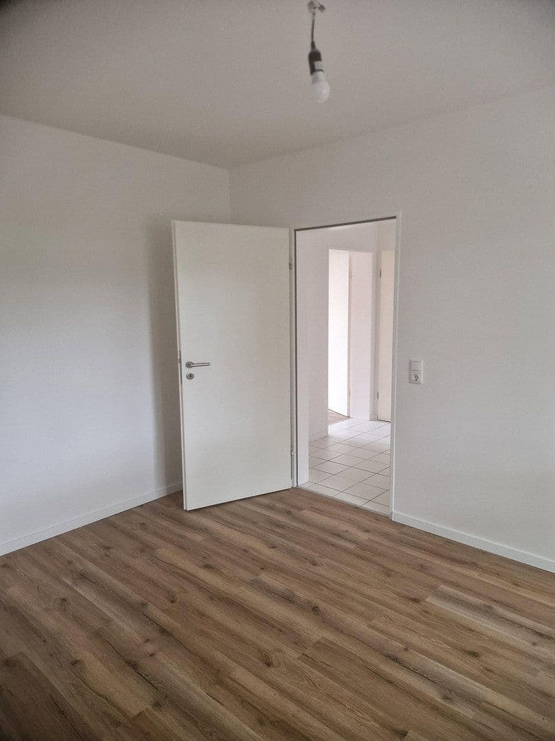 Pronájem bytu 2+kk 53 m², Lipperheidstr. 112, Oberhausen, Severní Porýní-Vestfálsko Pronájem bytu 2+kk 53 m², Lipperheidstr. 112, Oberhausen, Severní Porýní-Vestfálsko