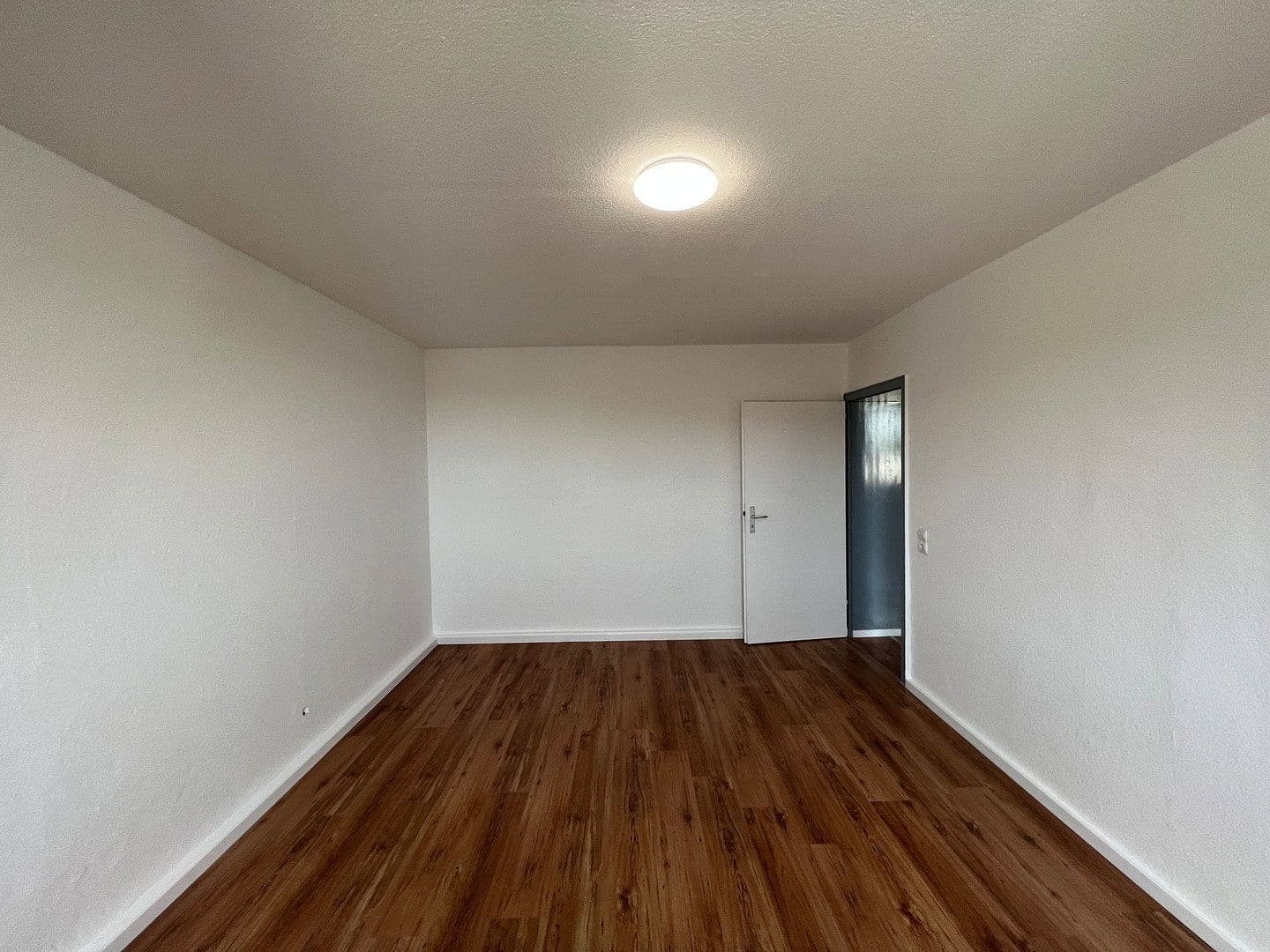 Pronájem bytu 2+kk 63 m², Hüttenstr. 7, Hattingen, Severní Porýní-Vestfálsko Pronájem bytu 2+kk 63 m², Hüttenstr. 7, Hattingen, Severní Porýní-Vestfálsko