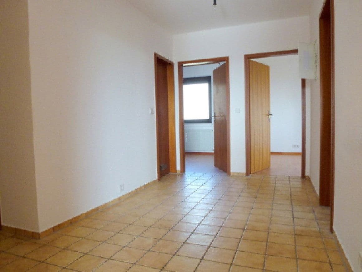 Pronájem bytu 4+1 100 m², Am Gaßgang 5, Oberursel (Taunus), Hessen Pronájem bytu 4+1 100 m², Am Gaßgang 5, Oberursel (Taunus), Hessen