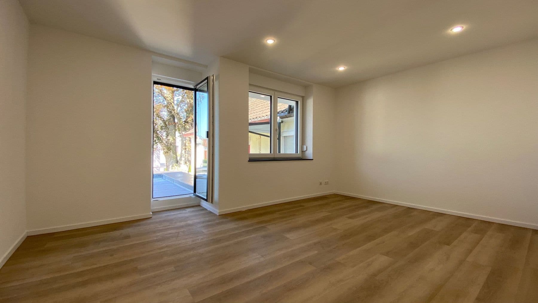 Pronájem bytu 4+1 135 m², Kirchstraße 3, Langenargen, Bádensko-Württembersko Pronájem bytu 4+1 135 m², Kirchstraße 3, Langenargen, Bádensko-Württembersko