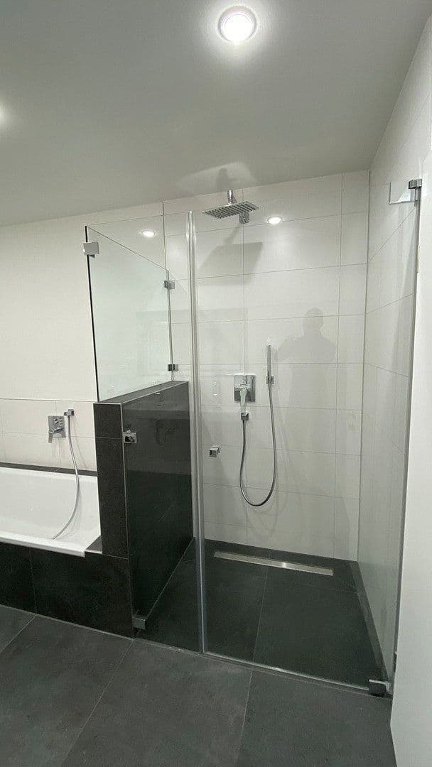 Pronájem bytu 4+1 135 m², Kirchstraße 3, Langenargen, Bádensko-Württembersko Pronájem bytu 4+1 135 m², Kirchstraße 3, Langenargen, Bádensko-Württembersko