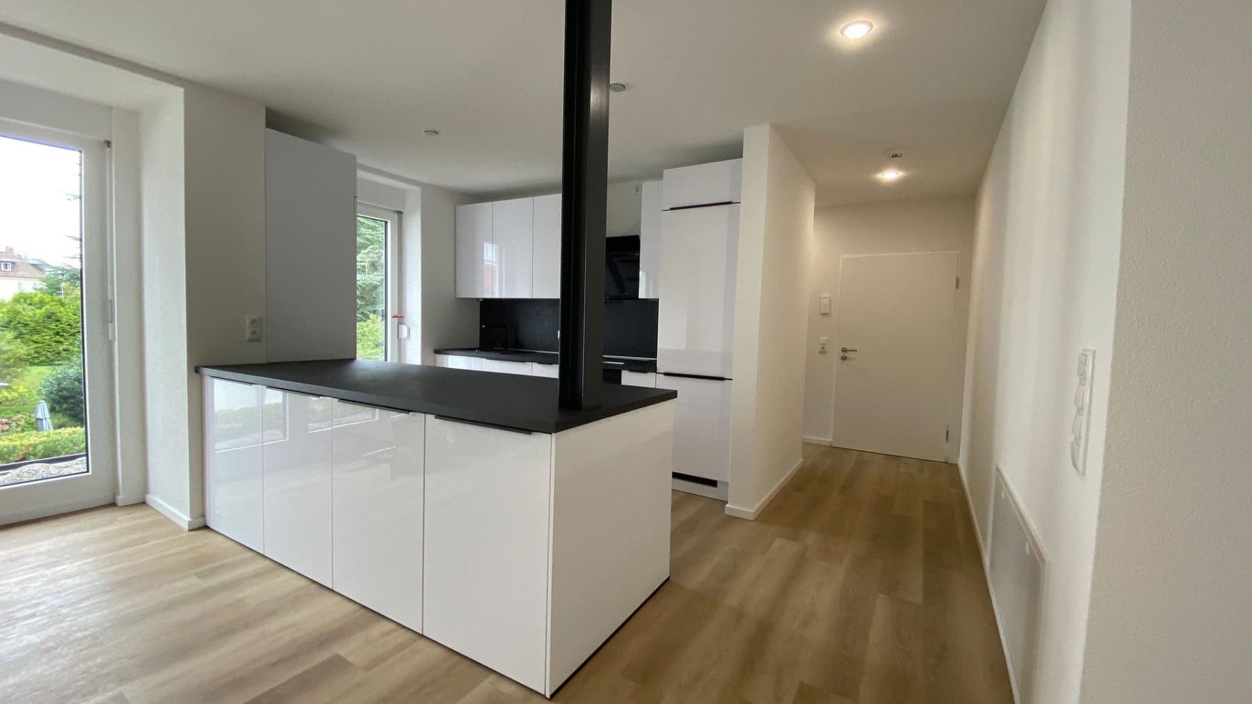 Pronájem bytu 4+1 135 m², Kirchstraße 3, Langenargen, Bádensko-Württembersko Pronájem bytu 4+1 135 m², Kirchstraße 3, Langenargen, Bádensko-Württembersko
