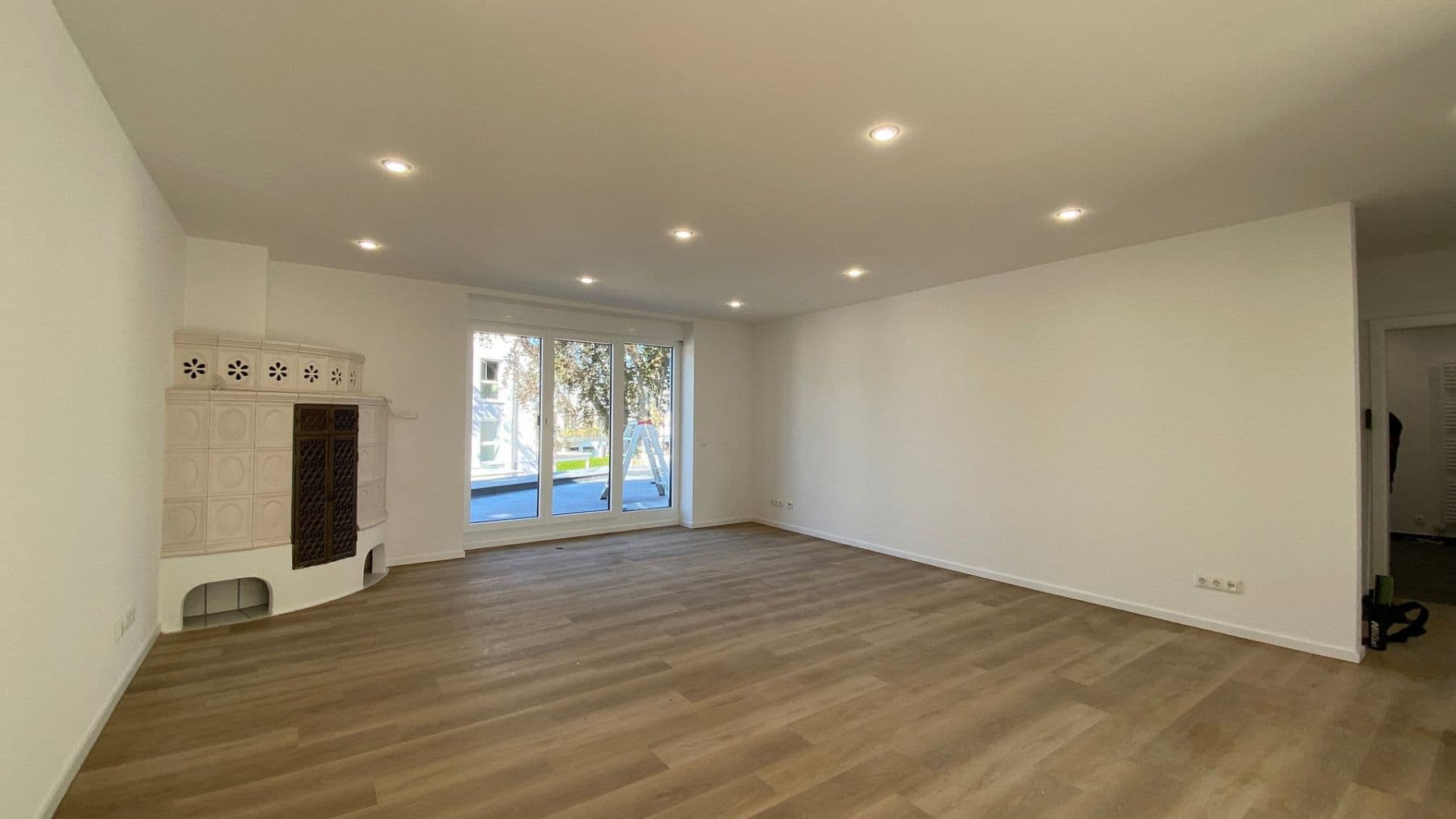 Pronájem bytu 4+1 135 m², Kirchstraße 3, Langenargen, Bádensko-Württembersko Pronájem bytu 4+1 135 m², Kirchstraße 3, Langenargen, Bádensko-Württembersko
