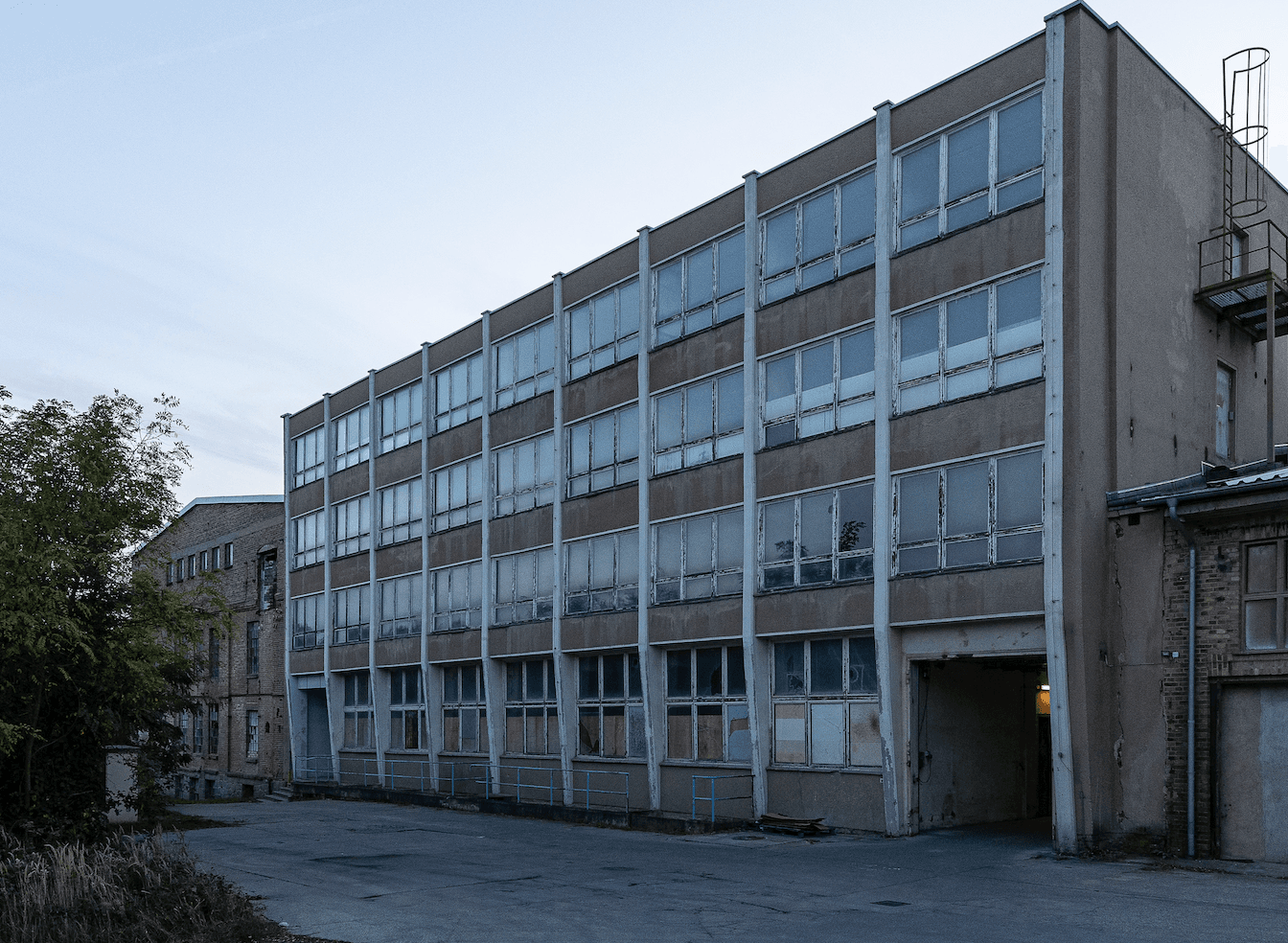 Prodej nebytového prostoru 4.995 m², Hermann-Schomburg-Str. 6, Großdubrau - Wulka Dubrawa, Sasko Prodej nebytového prostoru 4.995 m², Hermann-Schomburg-Str. 6, Großdubrau - Wulka Dubrawa, Sasko
