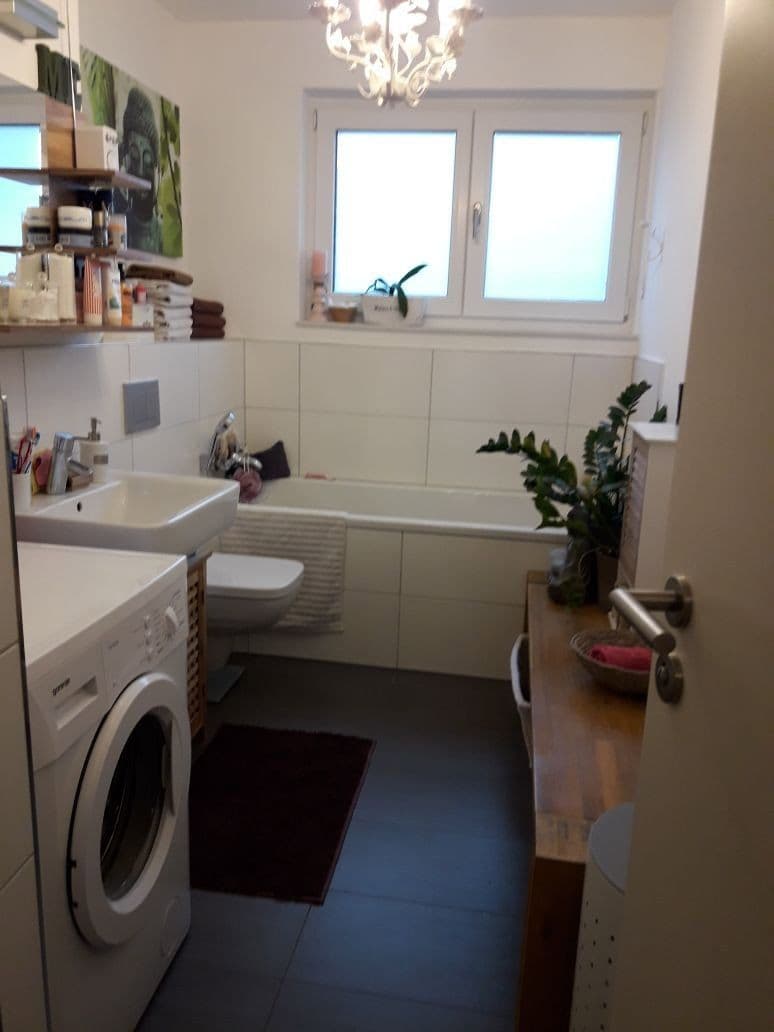 Pronájem bytu 2+kk 80 m², Hertha-Genzmer-Strasse 57, Wiesbaden, Hessen Pronájem bytu 2+kk 80 m², Hertha-Genzmer-Strasse 57, Wiesbaden, Hessen