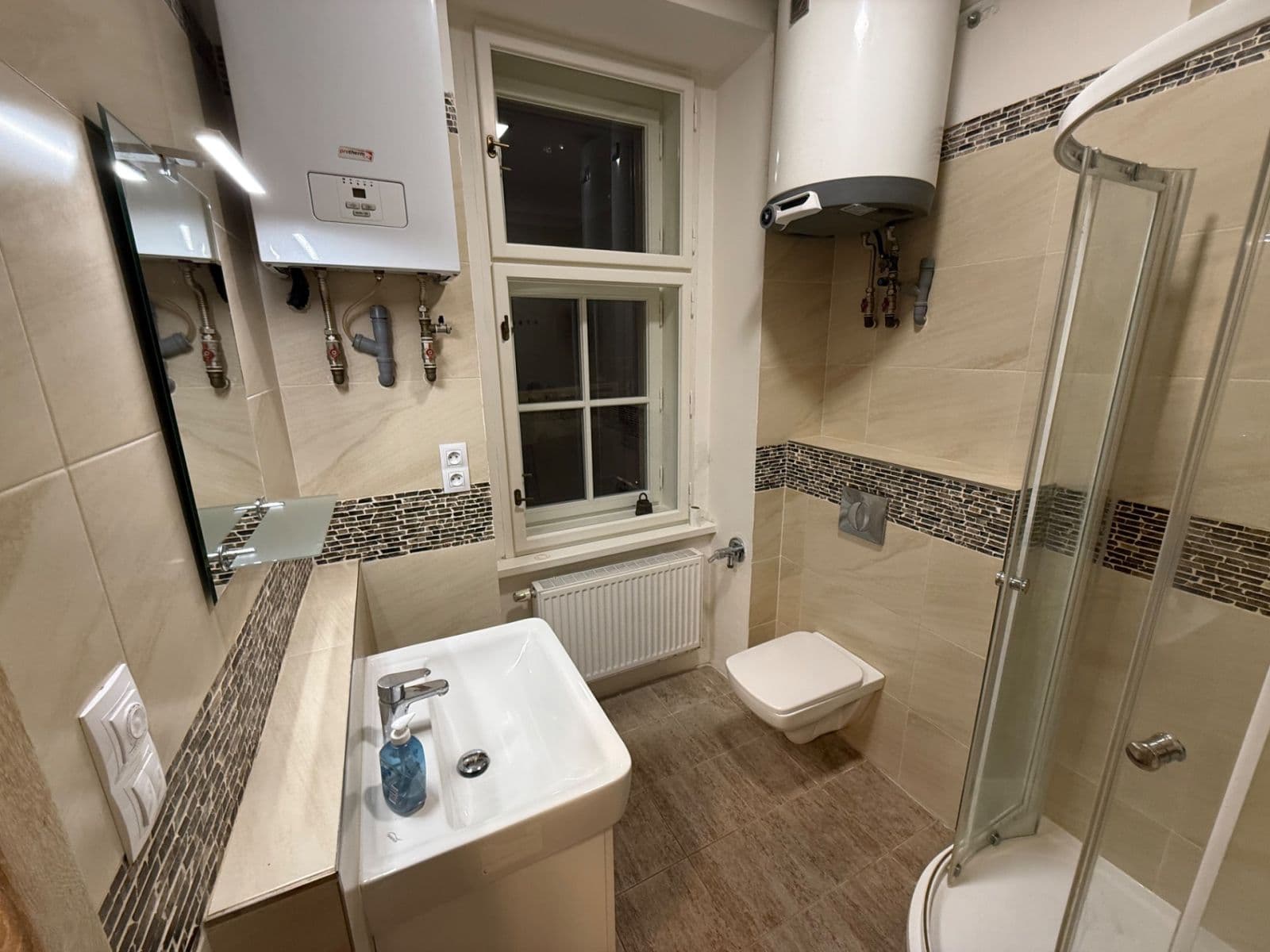 Pronájem bytu 2+kk 40 m², Bělehradská, Praha, Praha Pronájem bytu 2+kk 40 m², Bělehradská, Praha, Praha