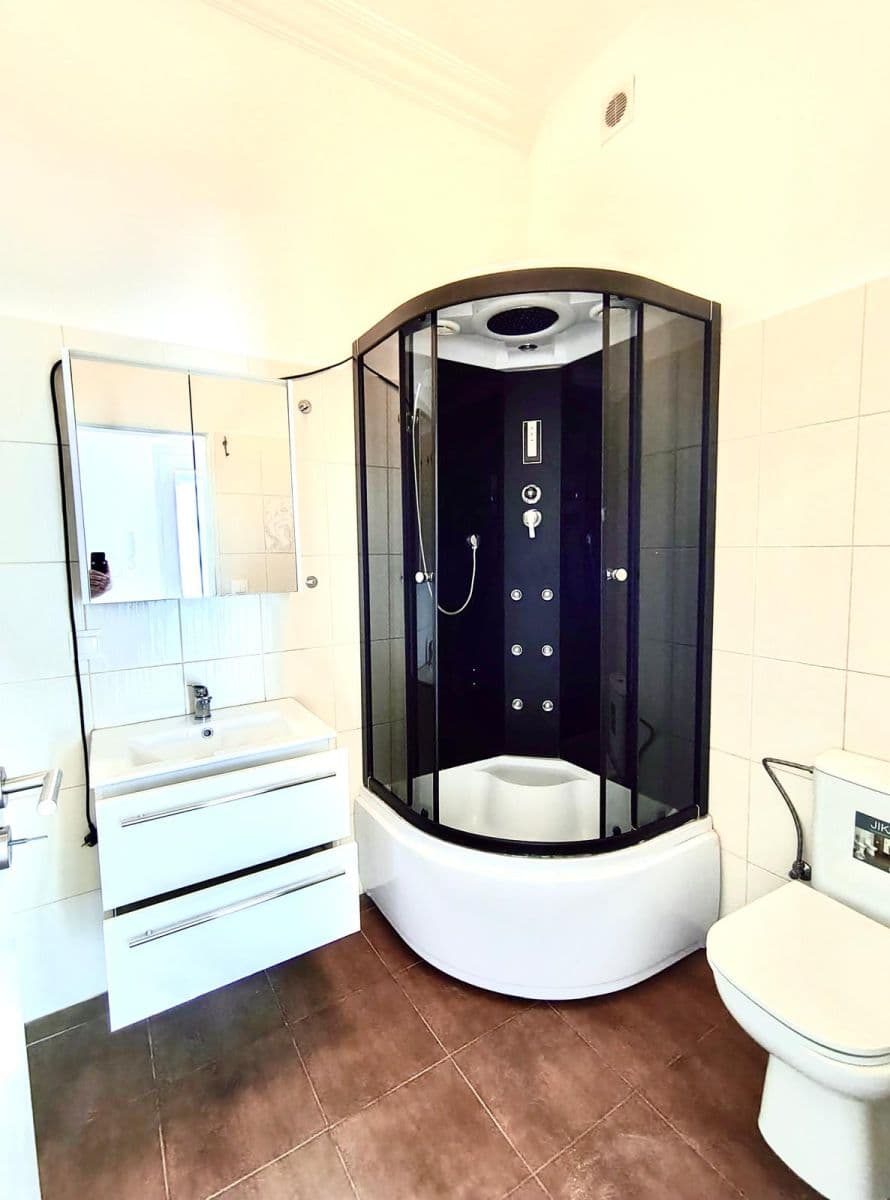 Pronájem bytu 3+kk 61 m², Pod Karlovarskou silnicí, Praha, Praha Pronájem bytu 3+kk 61 m², Pod Karlovarskou silnicí, Praha, Praha